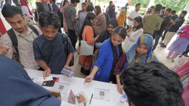 চবি-তে নগদের ক্যারিয়ার ফেস্টে ৫ শিক্ষার্থীর অন-স্পট চাকরি